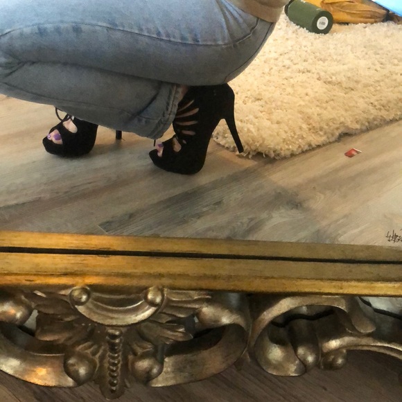 Suede Black lace up heels - Picture 3 of 6